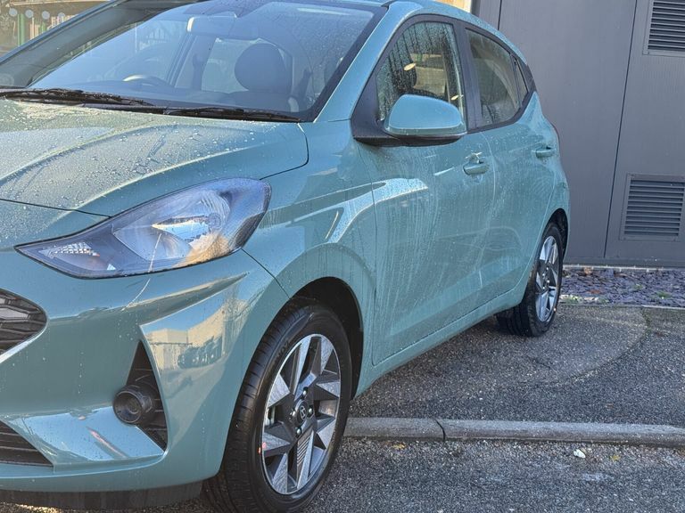 Hyundai I10 1.2 79 Advance Nav Green #4