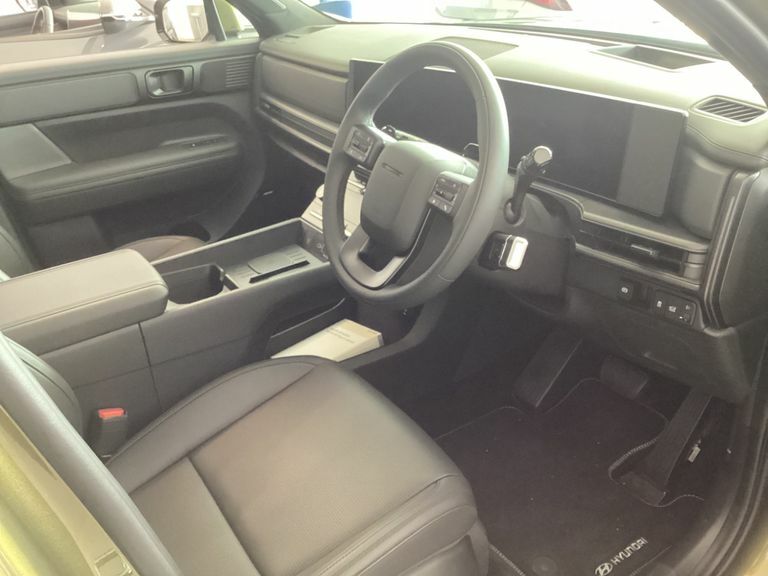 Hyundai Santa Fe Suv Red #10