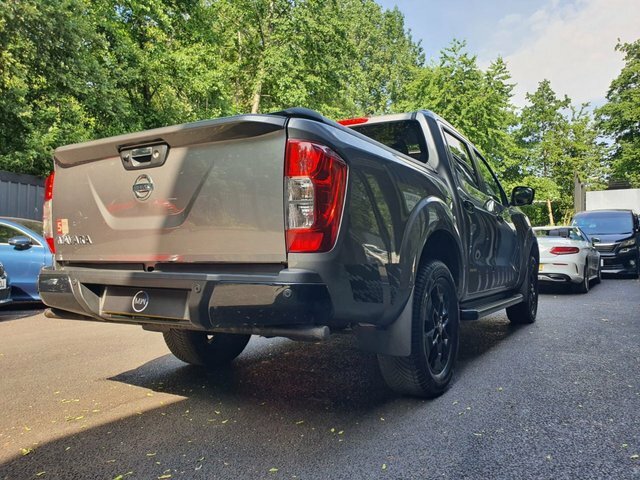 Nissan Navara 2.3 Dci N-guard Pickup Double Cab DL69FBA Grey #6