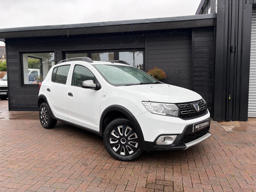 Dacia Sandero Stepway 0.9 Tce Essential Euro 6 Ss White