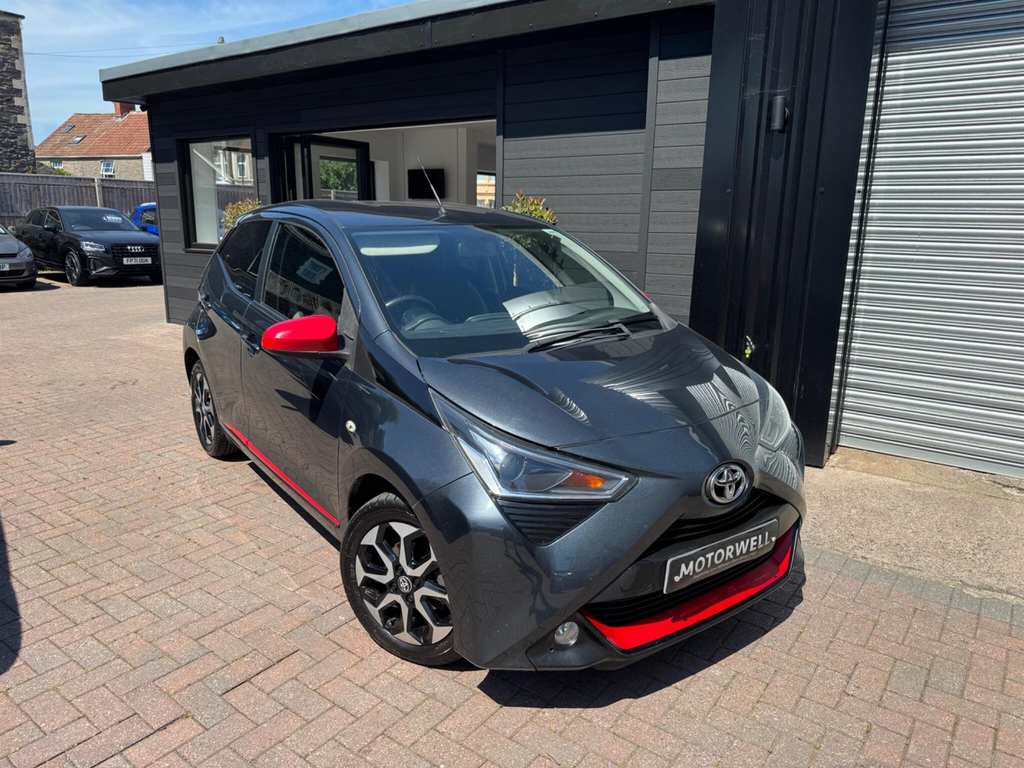 Toyota Aygo 1.0 Vvt-i X-trend Euro 6 Grey