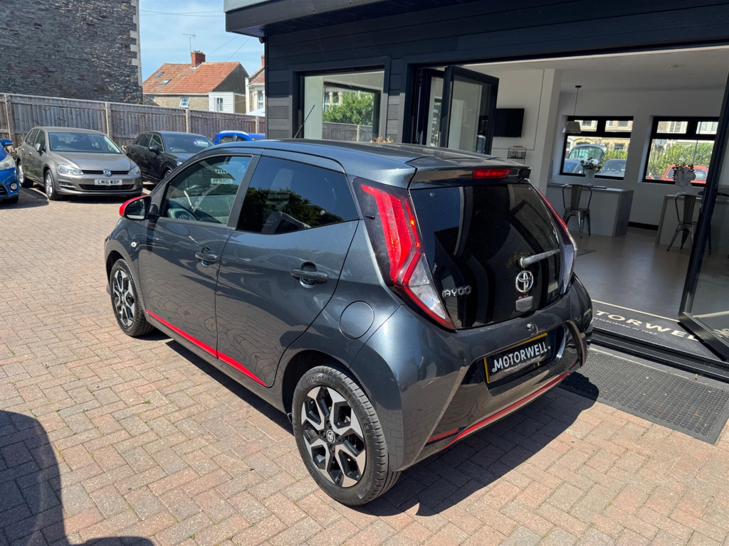 Toyota Aygo 1.0 Vvt-i X-trend Euro 6 Grey #6