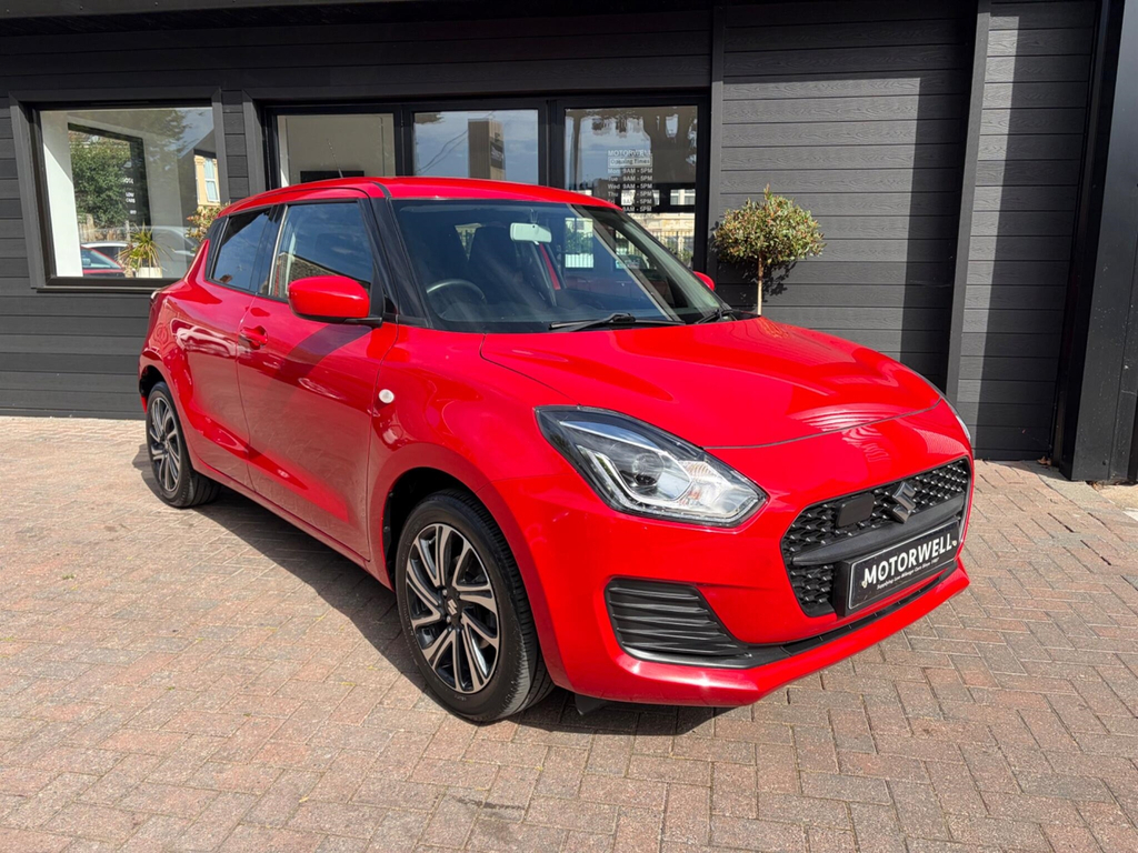 Suzuki Swift Hatchback Red #3