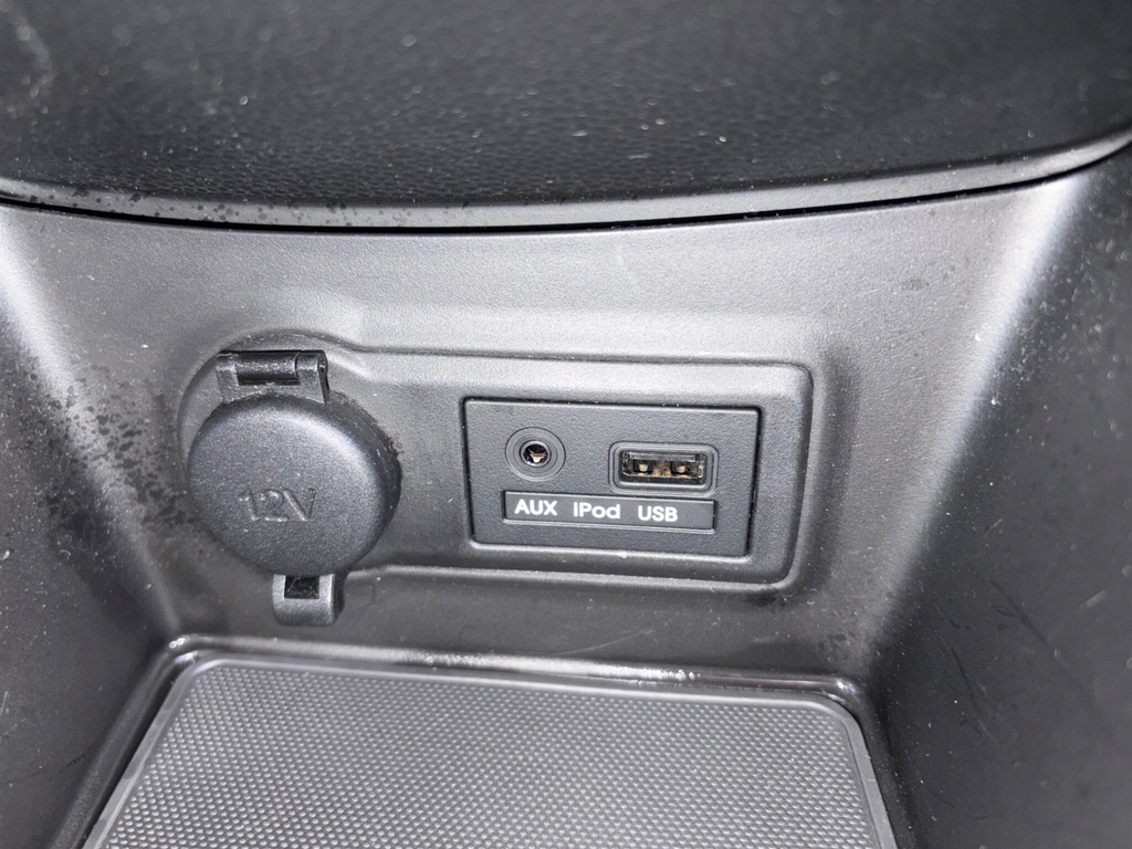 Kia Venga 1.6 3 Euro 6 Red #16
