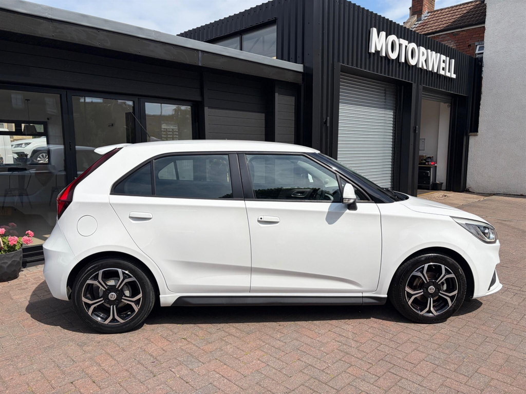 MG MG3 1.5 Vti-tech Excite Euro 6 Ss White #4
