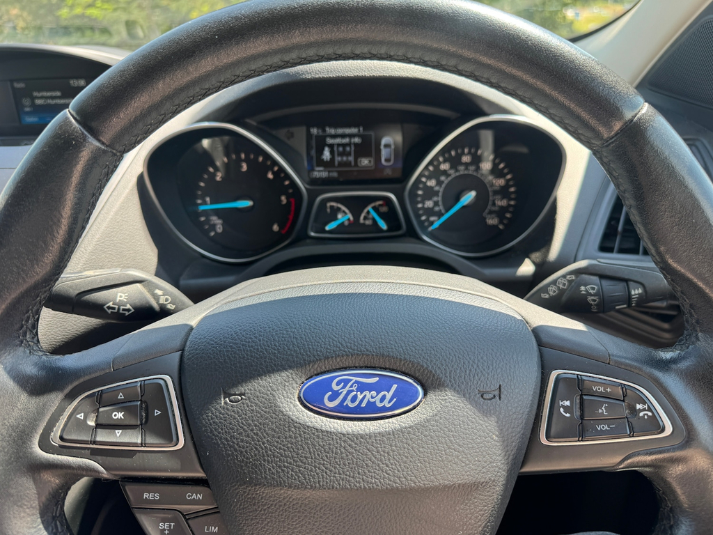 Ford Kuga Zetec 2Wd YS18XPX Black #4