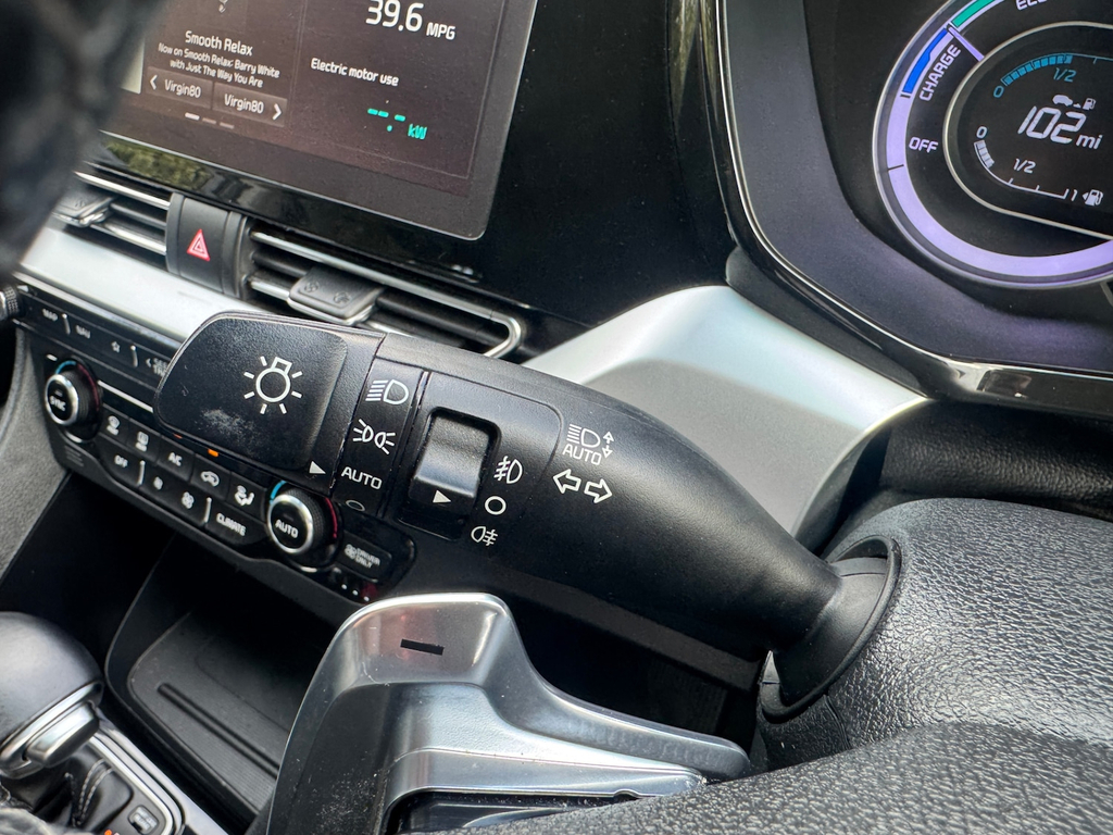 Kia Niro 1.6 Gdi Hybrid 2 Dct Red #14