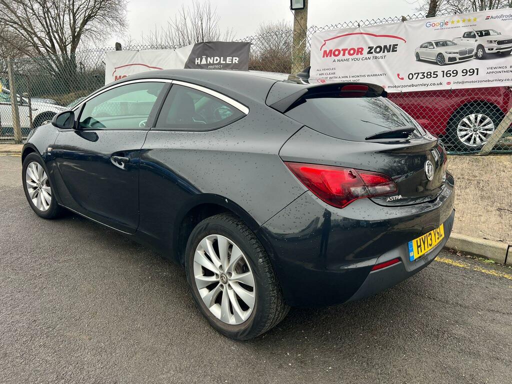 Vauxhall Astra GTC 1.7 Cdti Ecoflex 109G Sri Euro 5 Ss Black #4