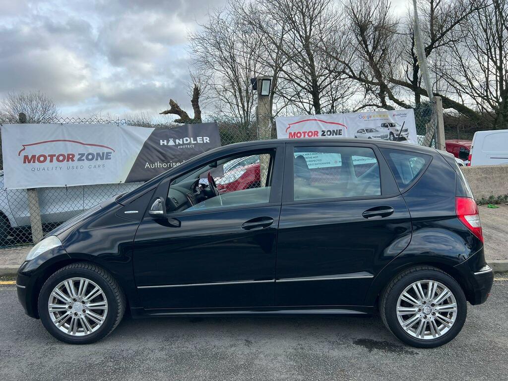 Mercedes-Benz A Class 2.0 A180 Cdi Elegance Se Cvt Black #5