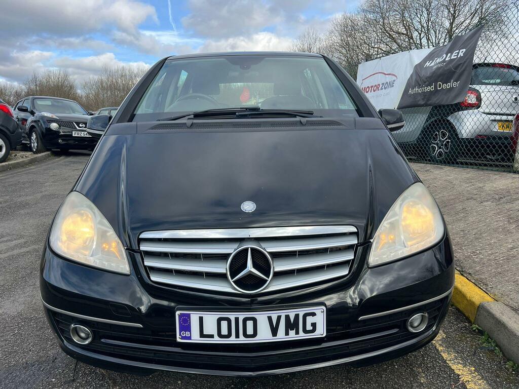 Mercedes-Benz A Class 2.0 A180 Cdi Elegance Se Cvt Black #2