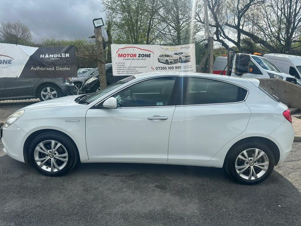 Alfa Romeo Giulietta 1.6 Jtdm-2 Lusso Euro 5 Ss White #4