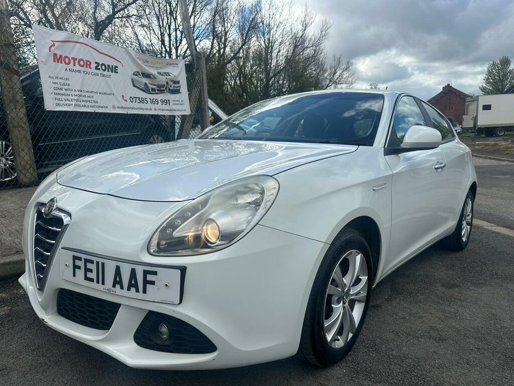 Alfa Romeo Giulietta 1.6 Jtdm-2 Lusso Euro 5 Ss White #2