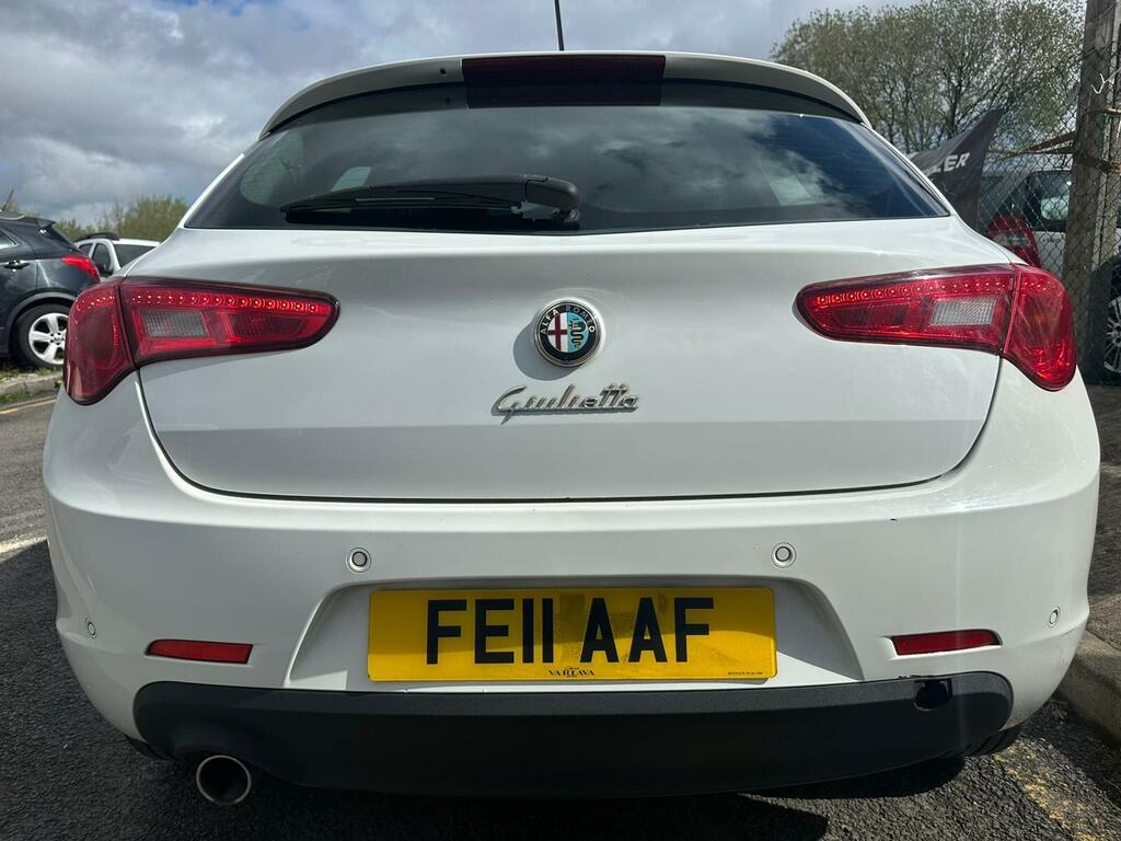 Alfa Romeo Giulietta 1.6 Jtdm-2 Lusso Euro 5 Ss White #6
