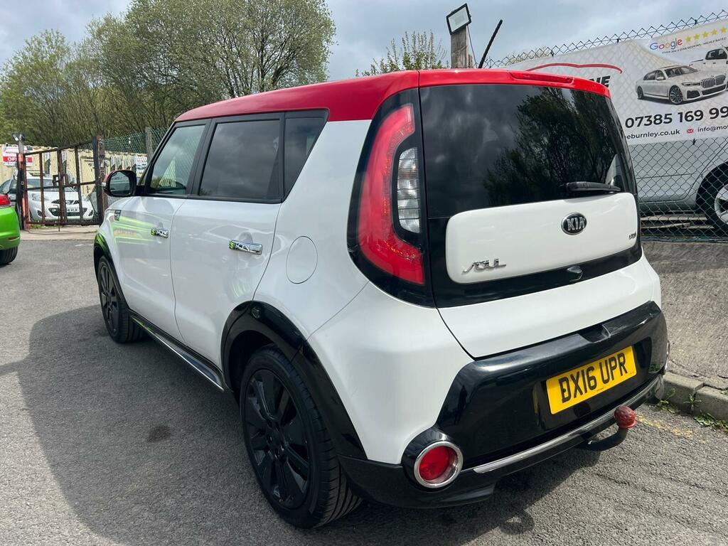 Kia Soul 1.6 Crdi Mixx Euro 6 DX16UPR White #6