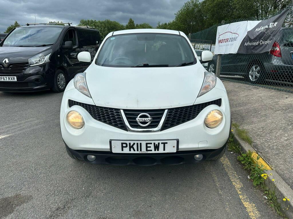Nissan Juke 1.5 Dci 8V Acenta Premium Euro 5  White #2