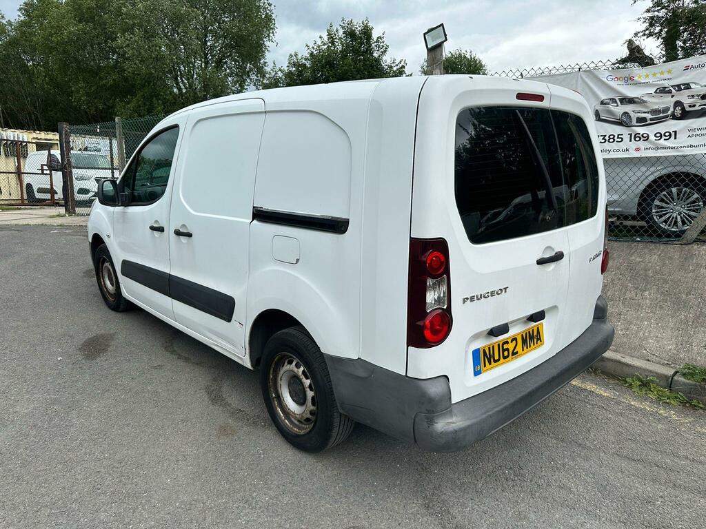 Peugeot Partner White #6