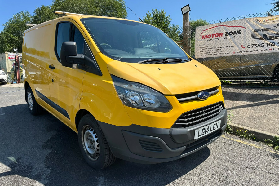 Ford Transit Custom Diesel Yellow
