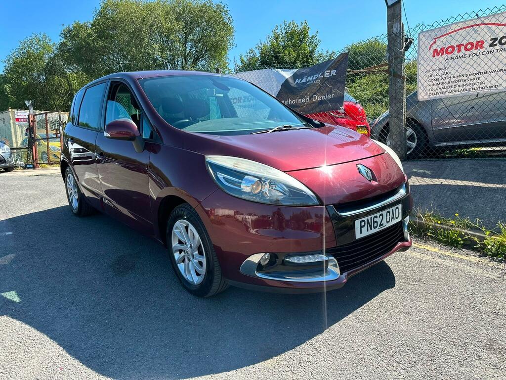 Renault Scenic Dynamique Tomtom Red