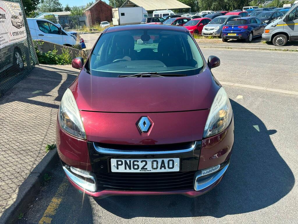 Renault Scenic Dynamique Tomtom Red #2
