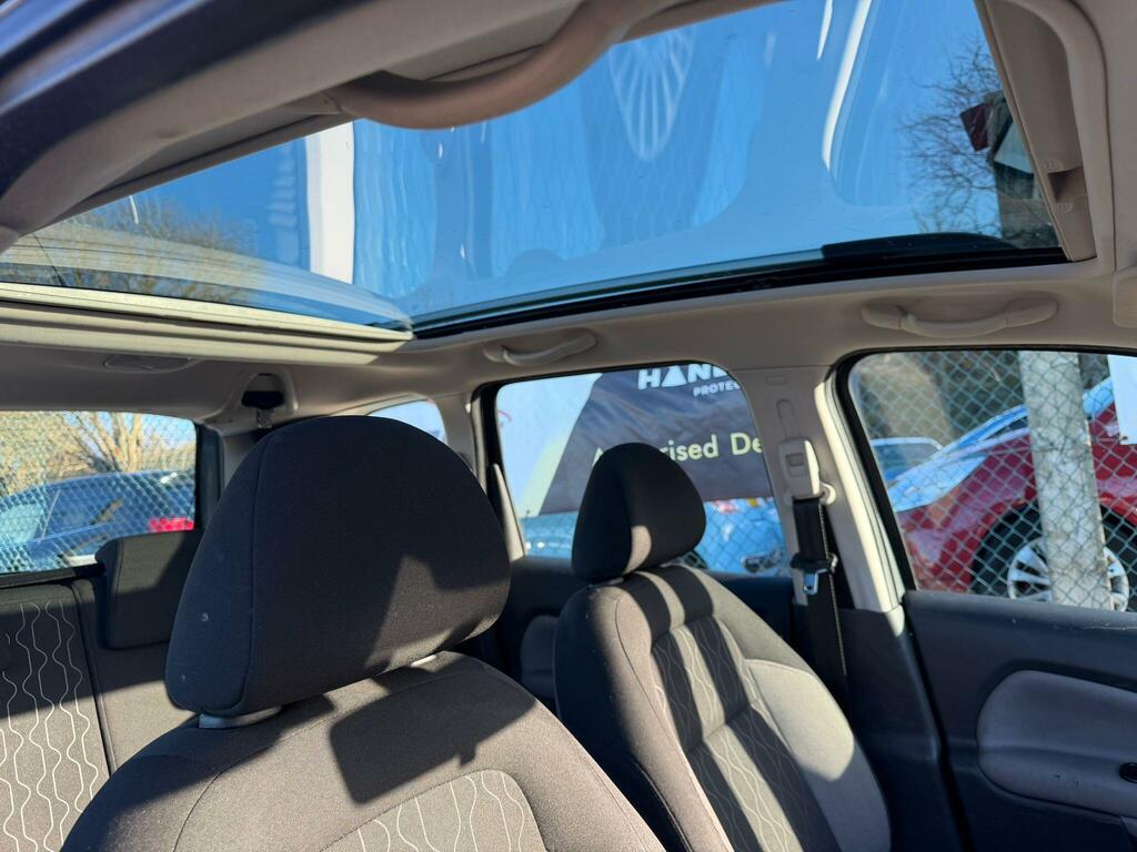 Citroen C3 Picasso Selection White #15