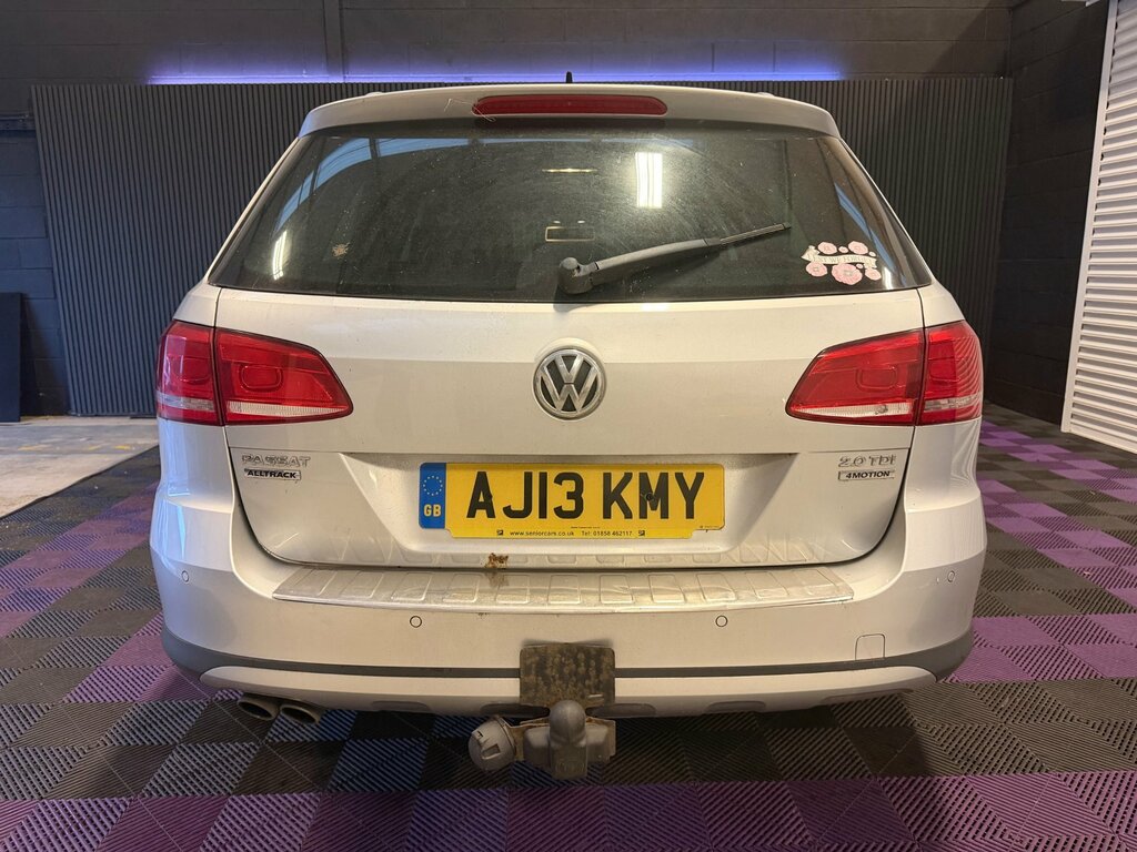Volkswagen Passat Alltrack 2.0 Tdi Bluemotion Tech Alltrack Dsg 4Motion Euro Grey #19