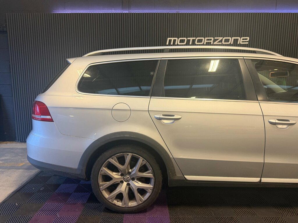 Volkswagen Passat Alltrack 2.0 Tdi Bluemotion Tech Alltrack Dsg 4Motion Euro Grey #9
