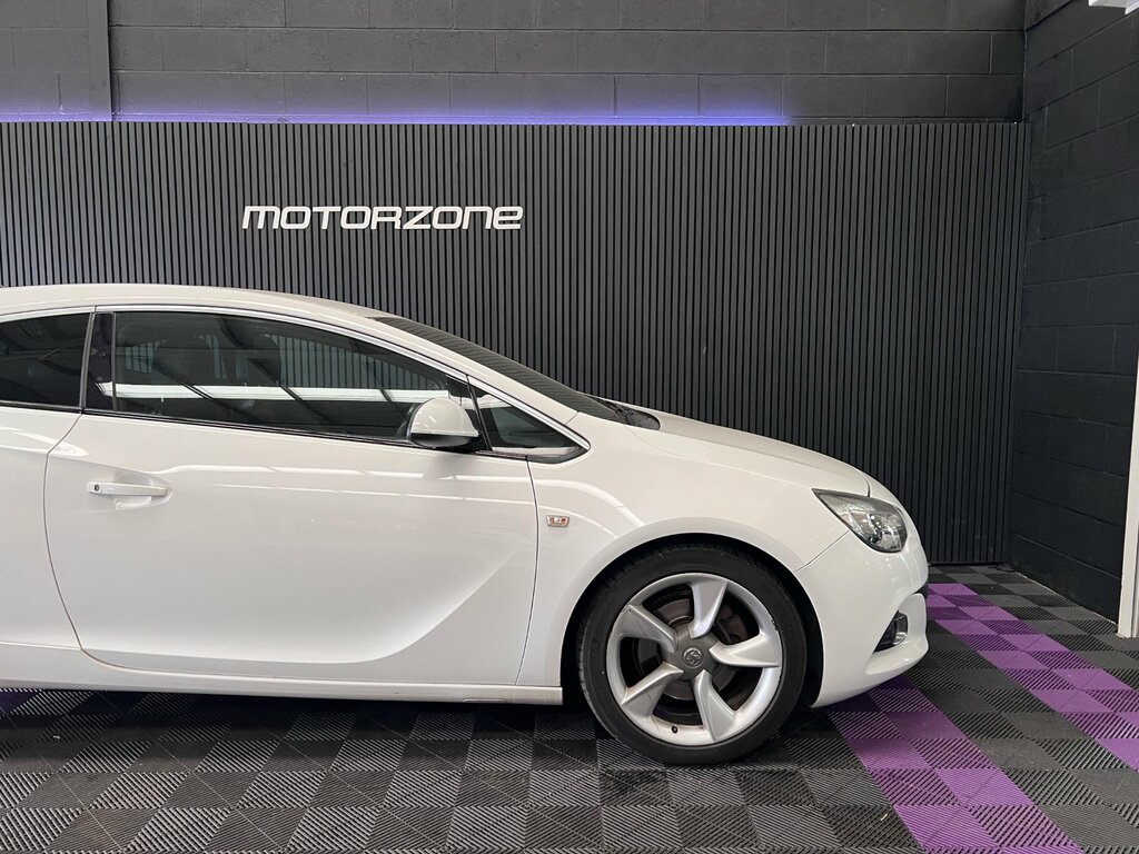Vauxhall Astra 2.0 Cdti Biturbo Coupe Euro 5 S White #5