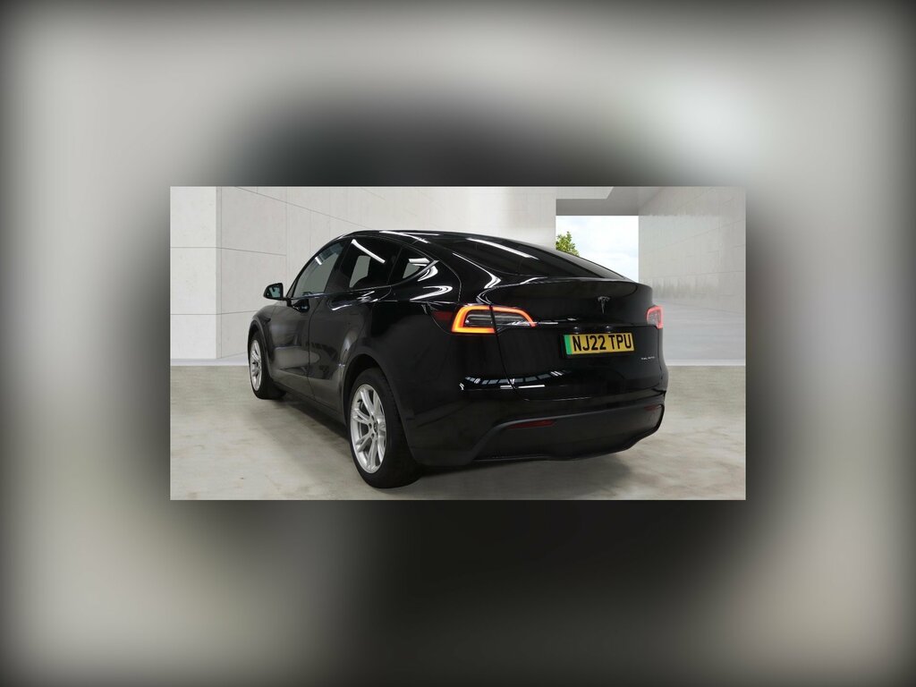 Tesla Model Y Dual Motor Long Range Suv 4Wde Black