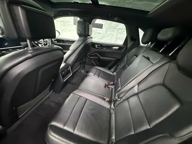 Porsche Cayenne 3.0L V6 Tiptronic Air Suspension 11K Factory Black #4