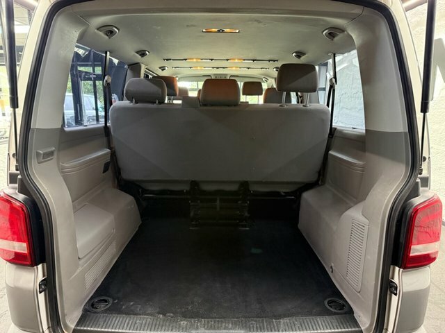 Volkswagen Transporter Shuttle Shuttle 2.0 Black #24
