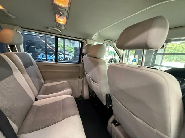Volkswagen Transporter Shuttle Shuttle 2.0 Black #16