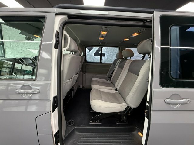 Volkswagen Transporter Shuttle Shuttle 2.0 Black #12