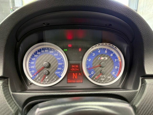 BMW M3 4dr Dct Orange #24