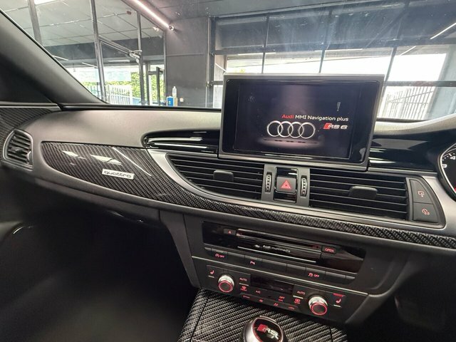 Audi RS6 Avant Estate Blue #15