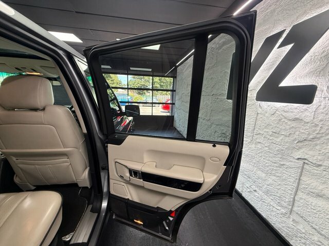 Land Rover Range Rover Westminster Grey #24