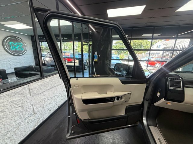 Land Rover Range Rover Westminster Grey #14