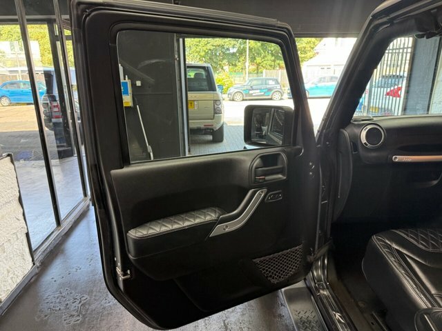 Jeep Wrangler 2.8L X Edition Yellow #27