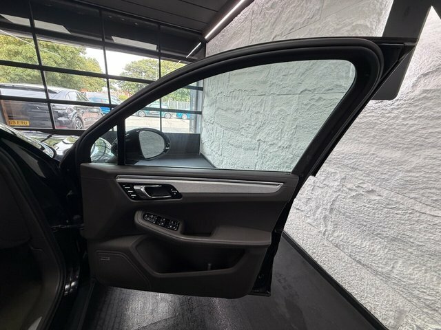 Porsche Macan V6 Turbo Pdk Euro 6 White #19