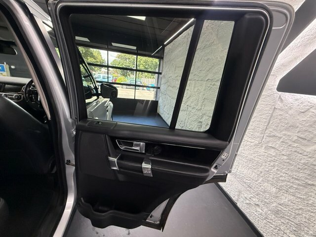 Land Rover Discovery 4 Sd V6 Hse Black #25