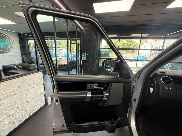 Land Rover Discovery 4 Sd V6 Hse Black #32