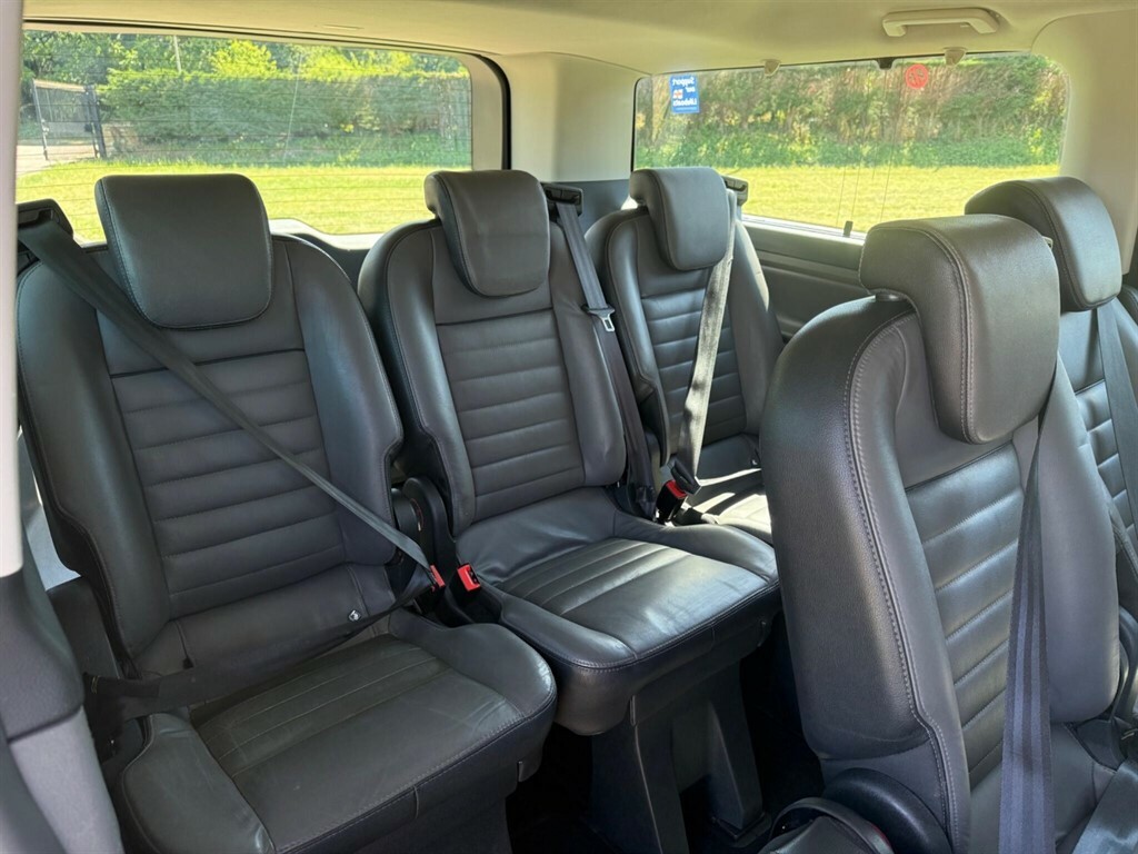 Ford Tourneo Custom 2.0 Ecoblue 130Ps Low Roof 8 Seater Titanium Black #19