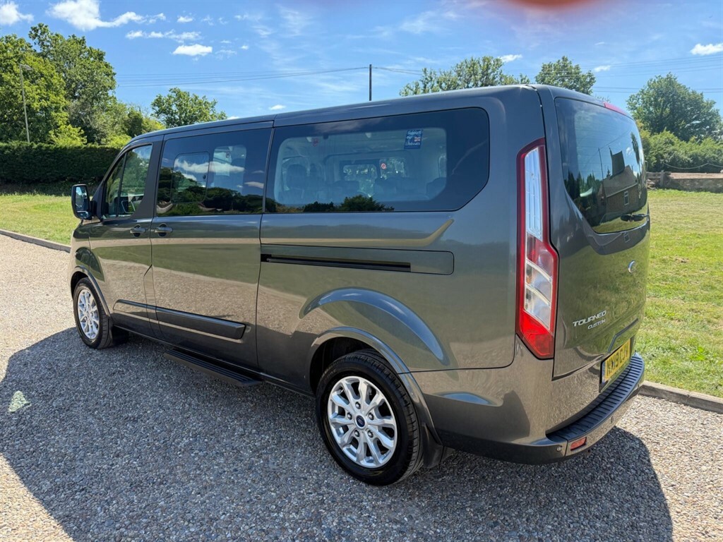 Ford Tourneo Custom 2.0 Ecoblue 130Ps Low Roof 8 Seater Titanium Black #7