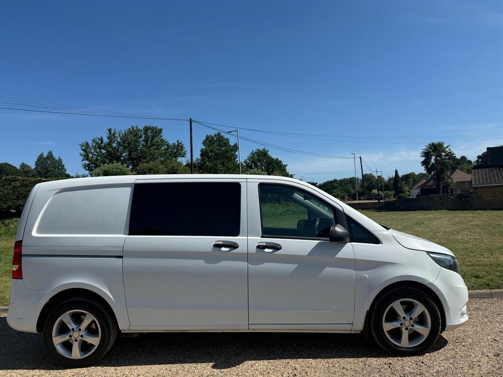 Mercedes-Benz Vito 2.1L Sport Blue #10