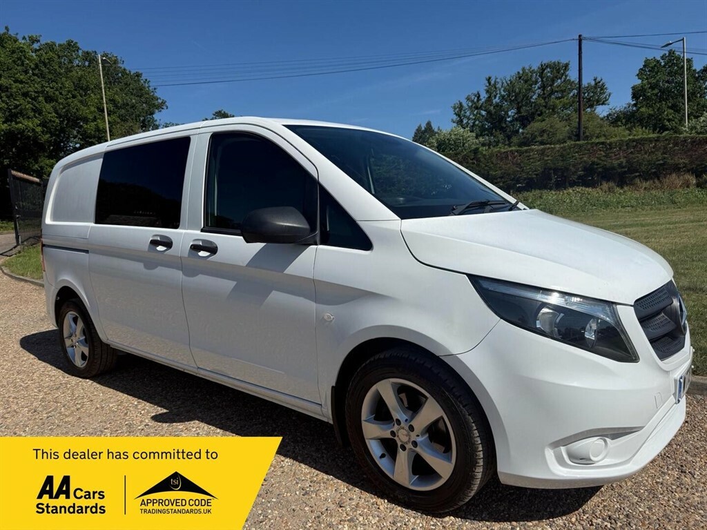 Mercedes-Benz Vito 2.1 L 2.1 114 Cdi Bluetec Crew Van Double Cab White