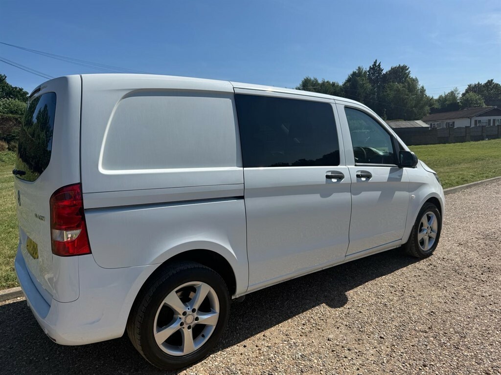Mercedes-Benz Vito 2.1L Sport Blue #7