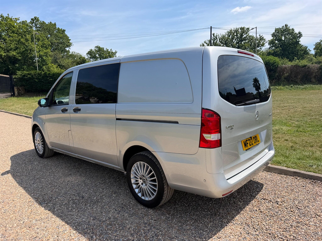 Mercedes-Benz Vito 2.0 L 2.0 116 Cdi Premium Crew Van G-tronic Rwd L2 Silver #4