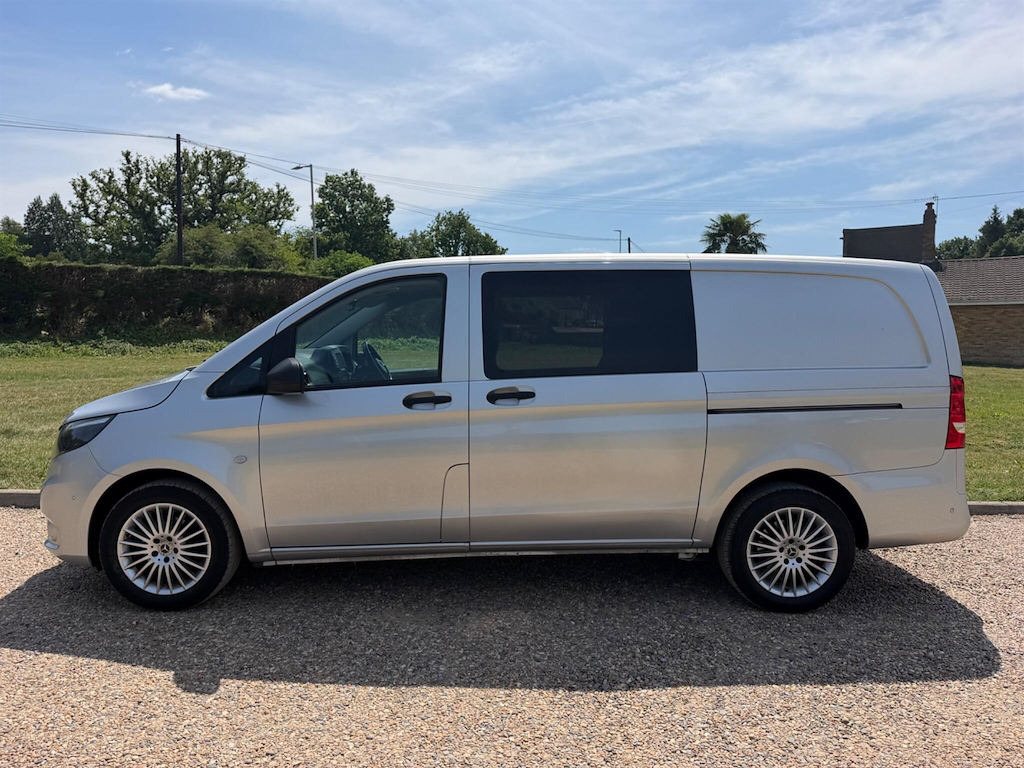Mercedes-Benz Vito 2.0 L 2.0 116 Cdi Premium Crew Van G-tronic Rwd L2 Silver #2
