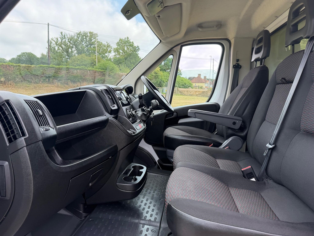 Citroen Relay 2.2 L 2.2 Hdi 35 Enterprise Luton Manua White #5