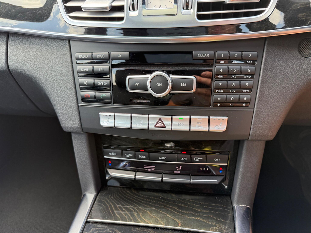 Mercedes-Benz E Class Silver #16