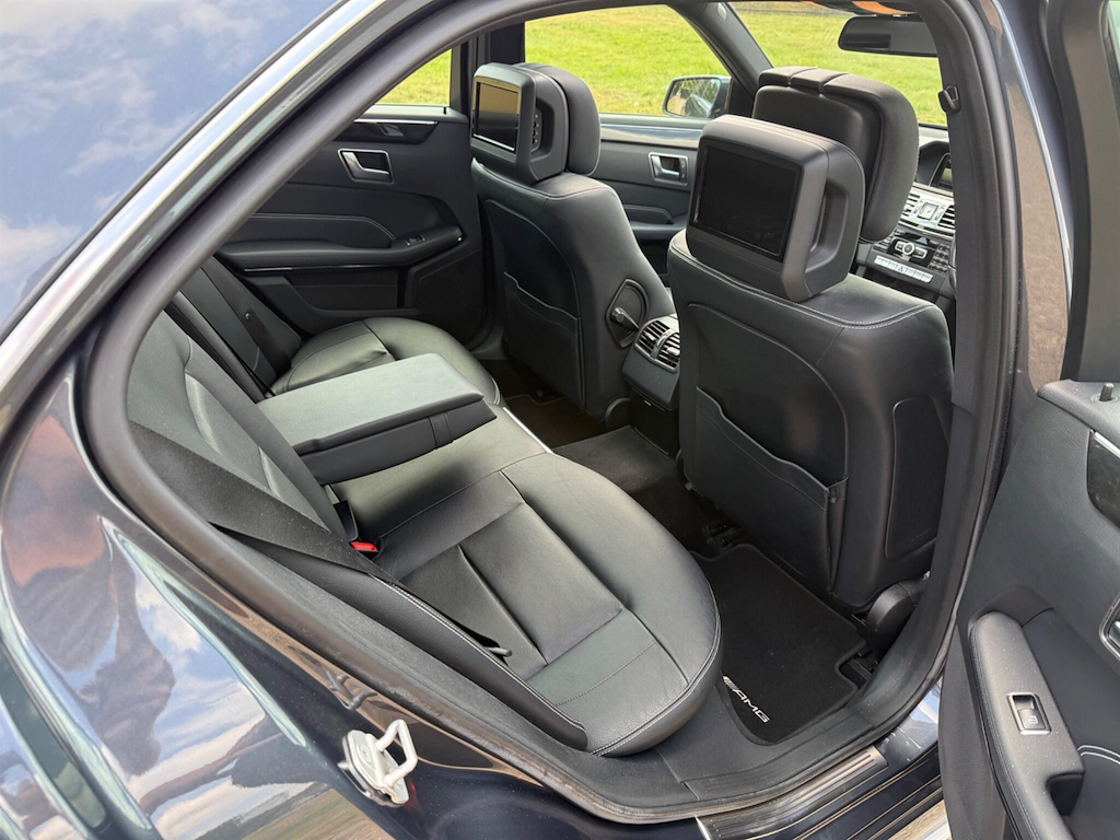 Mercedes-Benz E Class Silver #3